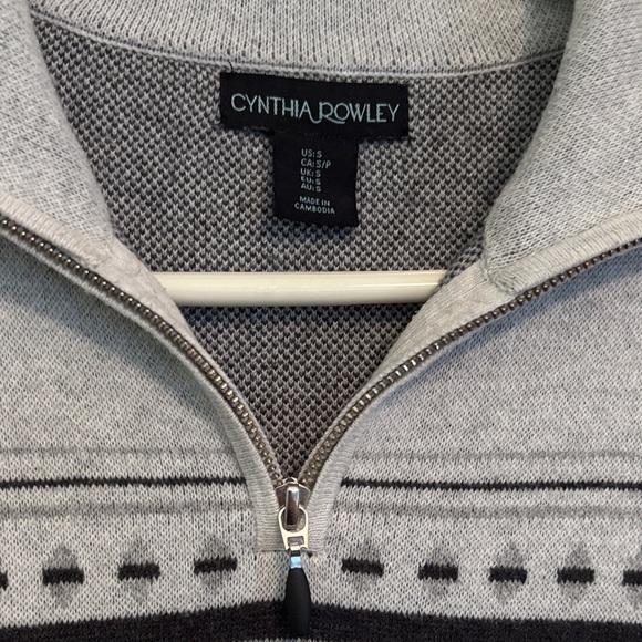 Cynthia Rowley Black and Gray Zip-Up Womens Sweater - Picture 2 of 3